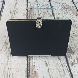 Black Clutch